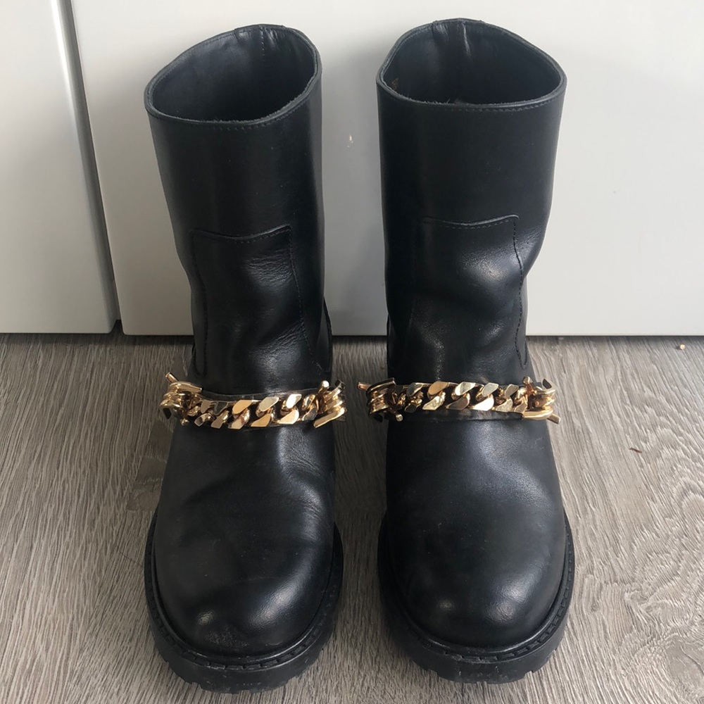 Dsquared Black Boots with Golden Chain Size 38